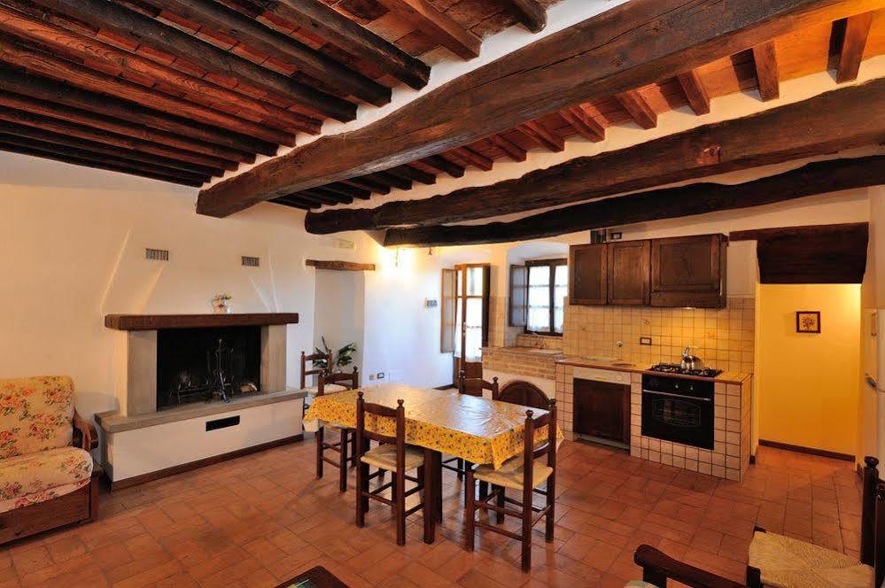 Relais Borgo Torale Hotel Passignano sul Trasimeno Esterno foto