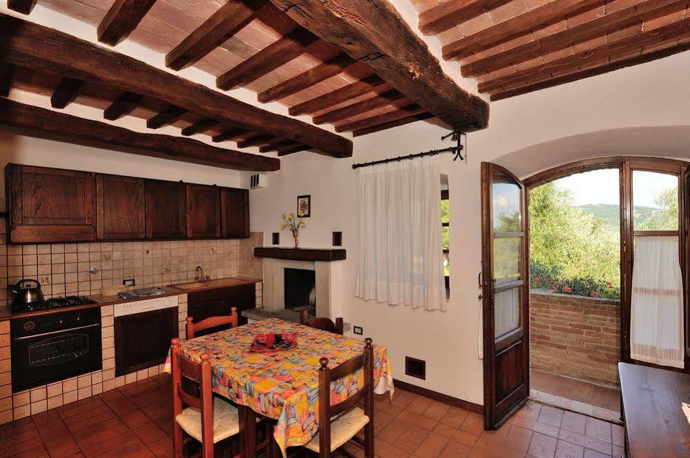 Relais Borgo Torale Hotel Passignano sul Trasimeno Esterno foto