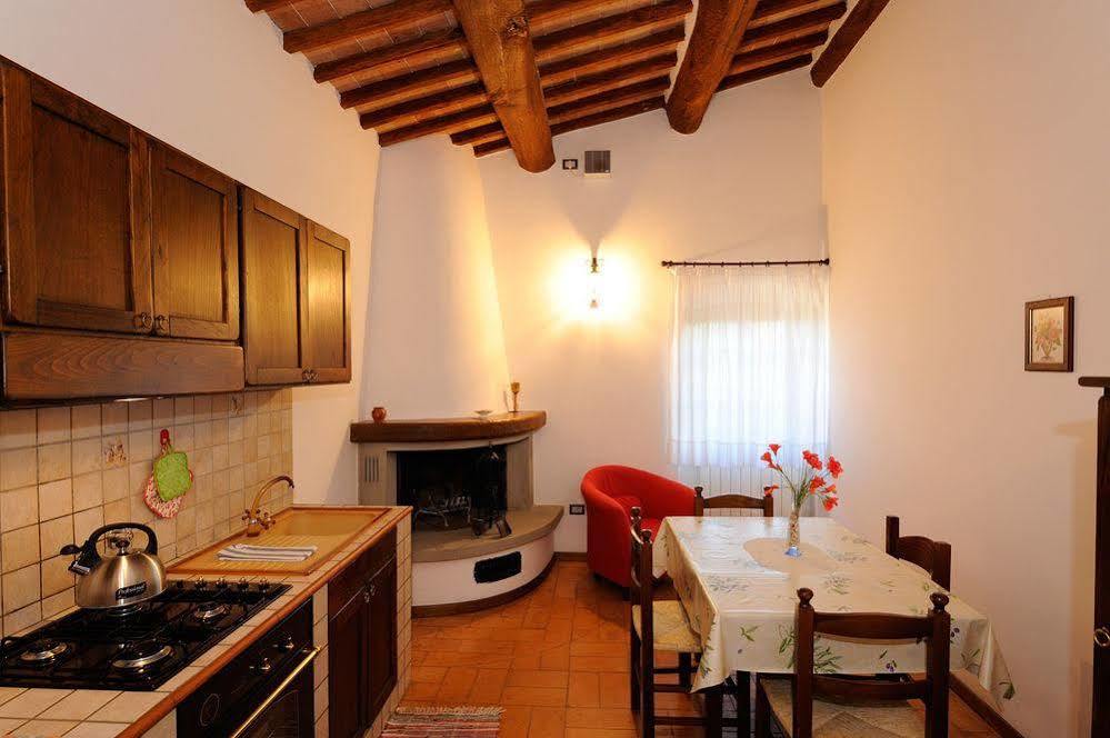 Relais Borgo Torale Hotel Passignano sul Trasimeno Esterno foto