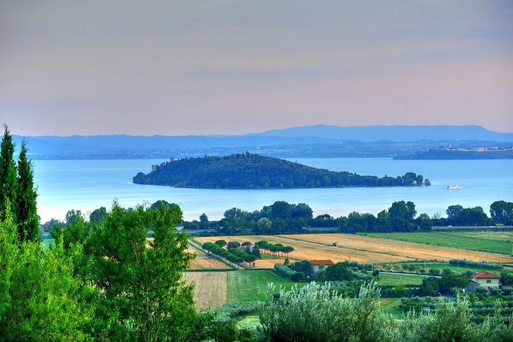 Relais Borgo Torale Hotel Passignano sul Trasimeno Esterno foto