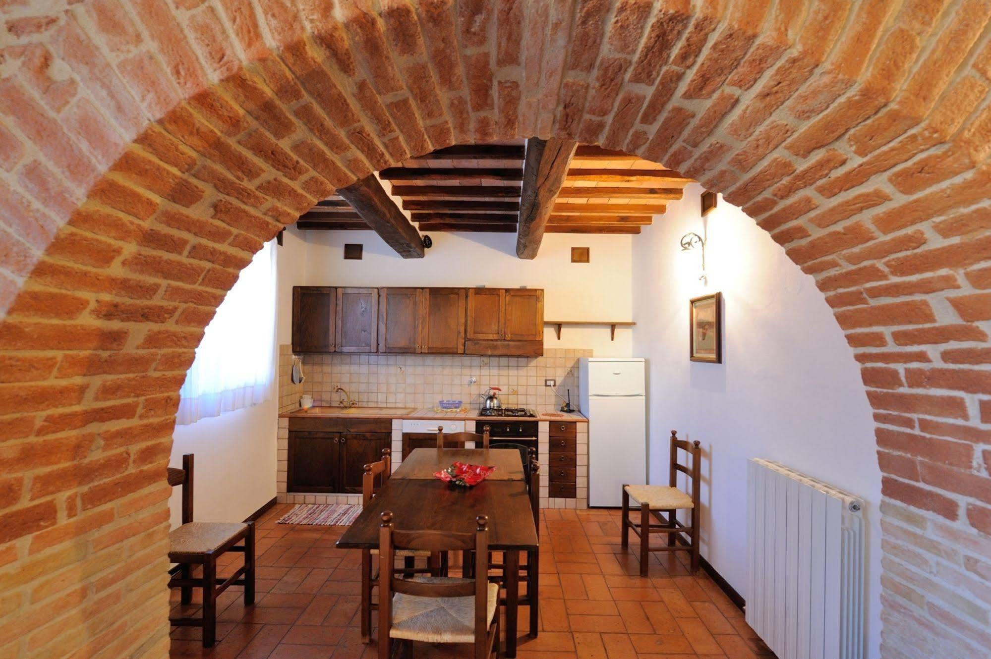 Relais Borgo Torale Hotel Passignano sul Trasimeno Esterno foto
