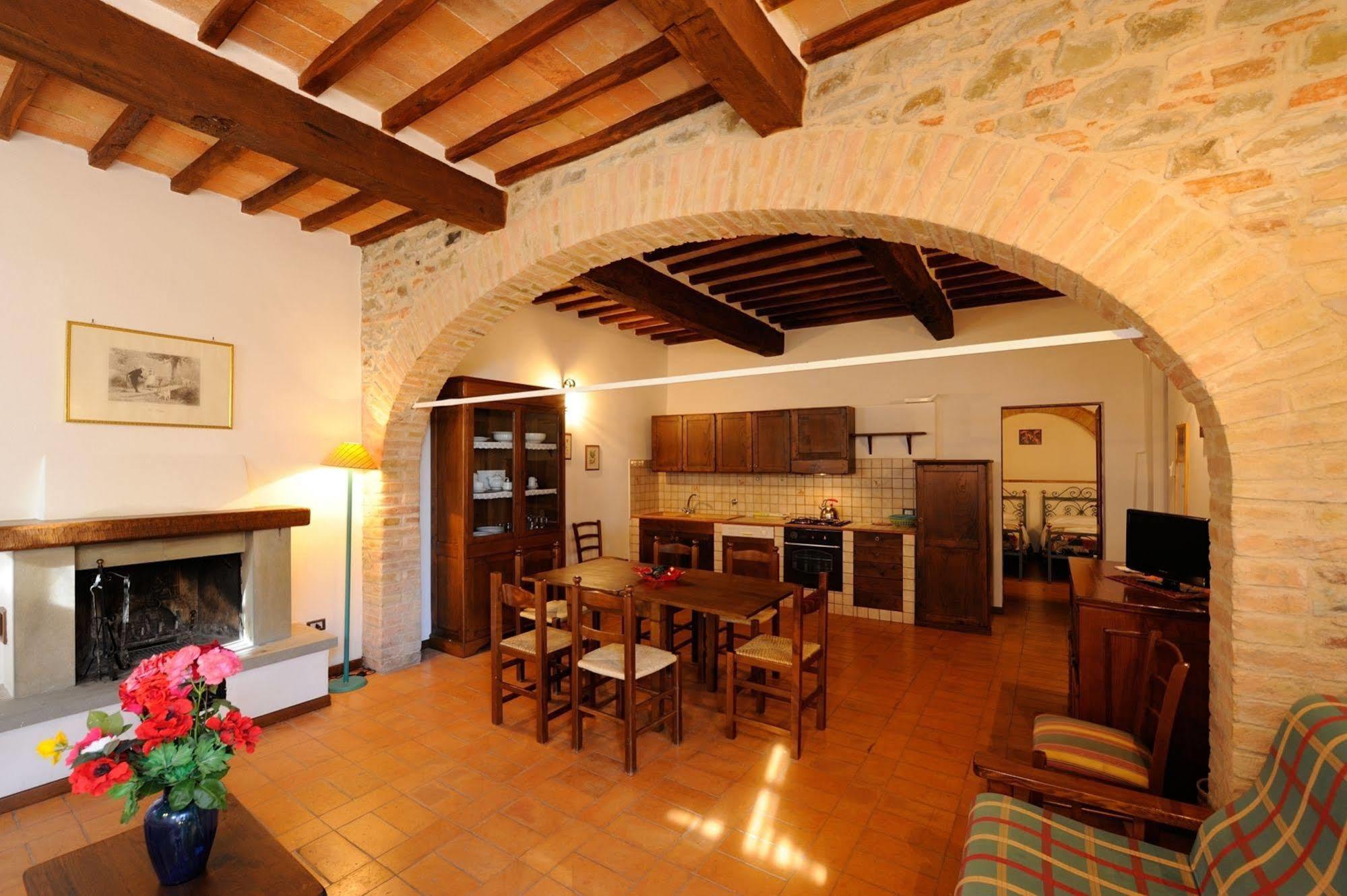 Relais Borgo Torale Hotel Passignano sul Trasimeno Esterno foto