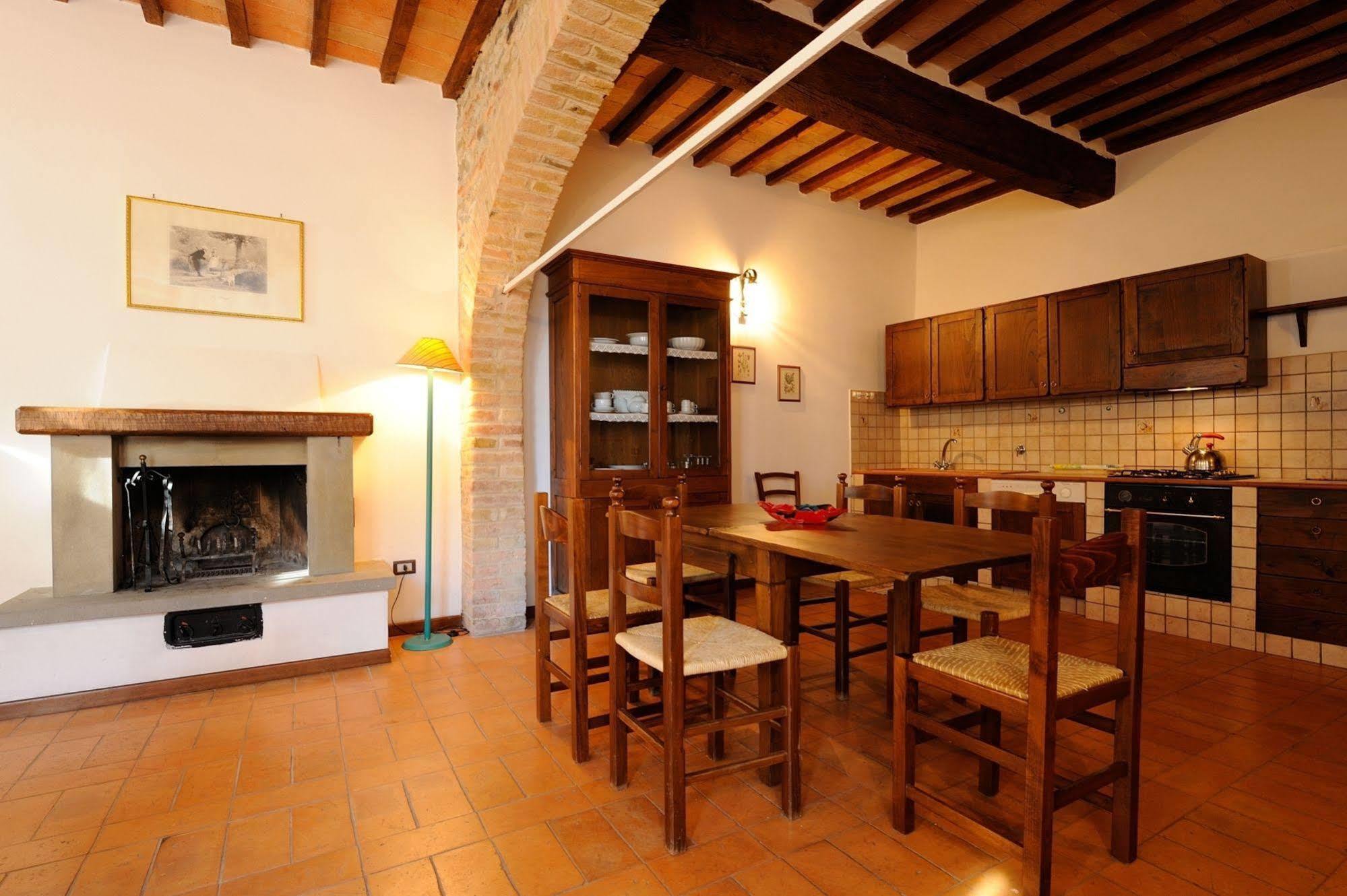Relais Borgo Torale Hotel Passignano sul Trasimeno Esterno foto